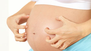 чешется живот при беременности